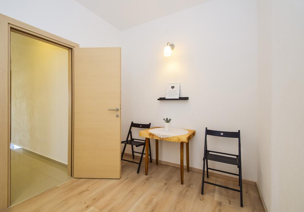 Amadrian Apartments Sibenik Exterior photo